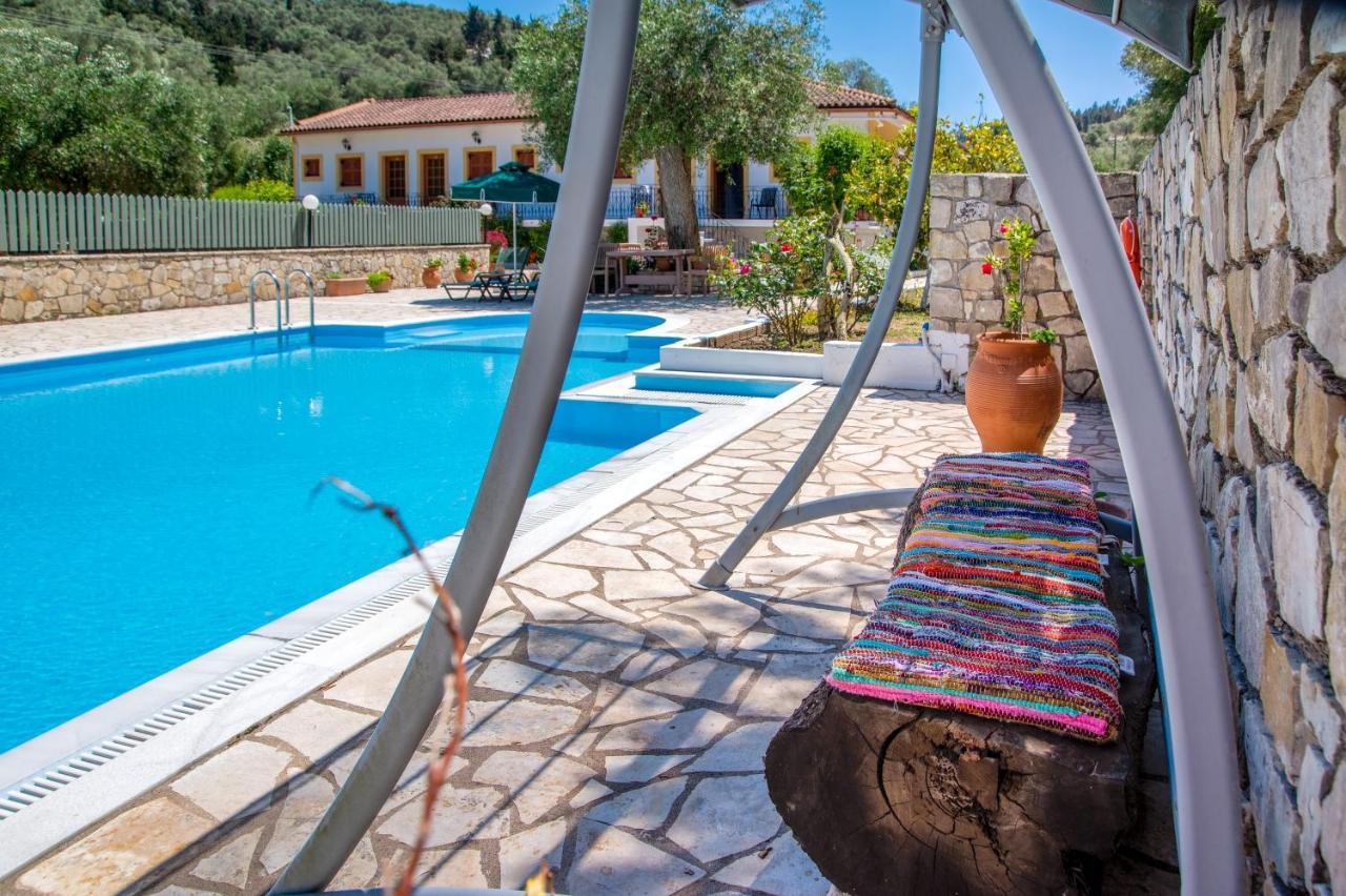Aphrodite Studios & Apt With Pool Lákka Exterior foto